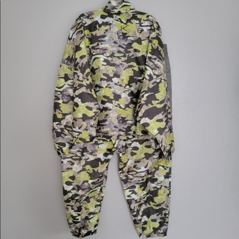 ‼️ONLY 1‼️ Nike Women’s Outfit XXL - Picture 3 of 16